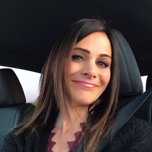 Meet your Posher, Lori